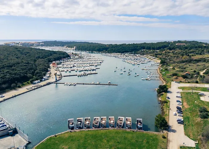 Lägenhet Hausboot Astrid - Floating House Pula