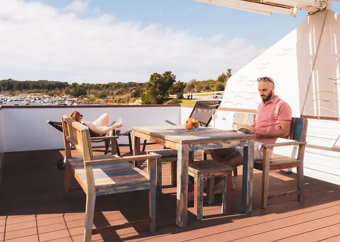 Hausboot Astrid - Floating House 公寓