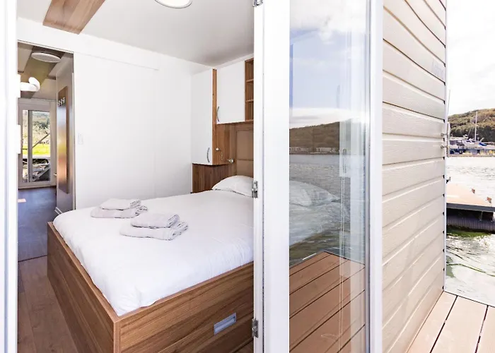 公寓 Hausboot Astrid - Floating House *