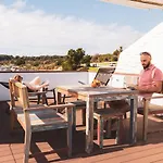 Hausboot Astrid - Floating House 아파트