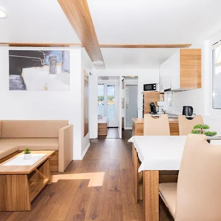 Hausboot Astrid - Floating House Appartamento