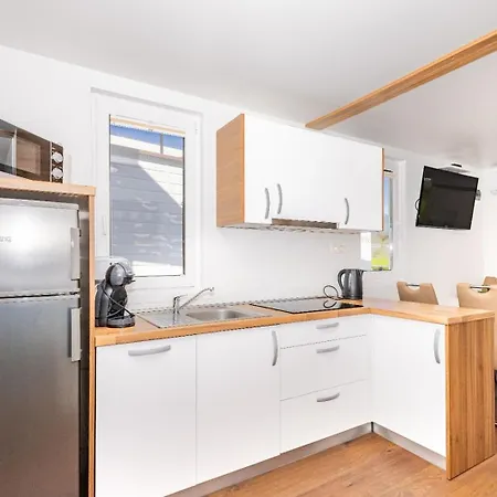 Hausboot Astrid - Floating House Appartement Pula