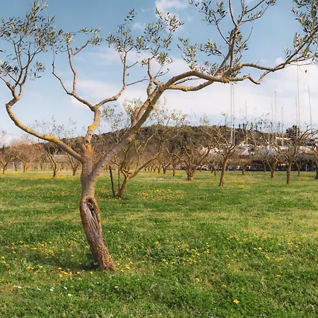 Appartement Hausboot Astrid - Floating House Pula
