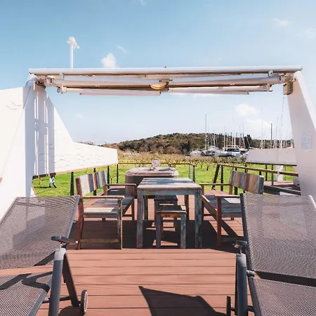 Hausboot Astrid - Floating House