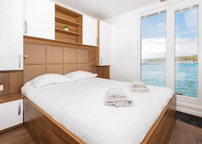 Hausboot Astrid - Floating House Appartamento *