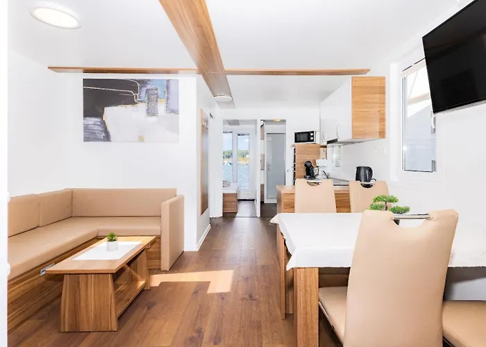 Hausboot Astrid - Floating House Appartamento